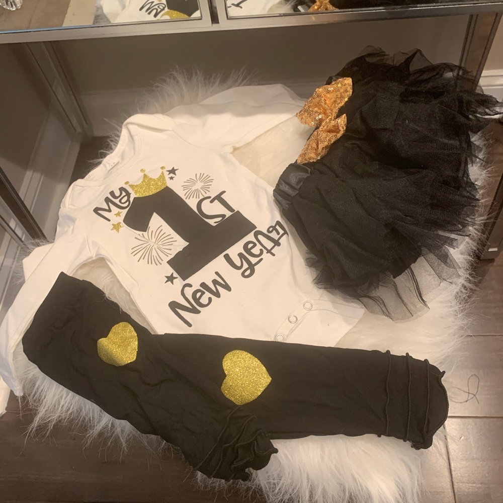 Just in time for New Years! Brand New Onesie My 1st New Year baby girl set.